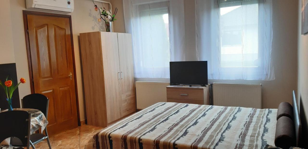 Flora Apartman Gyula Dış mekan fotoğraf